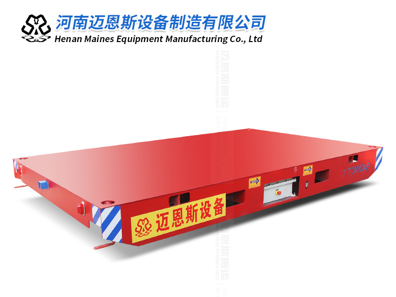 載重7噸無軌地平車舵輪全向行駛試機(jī)成功